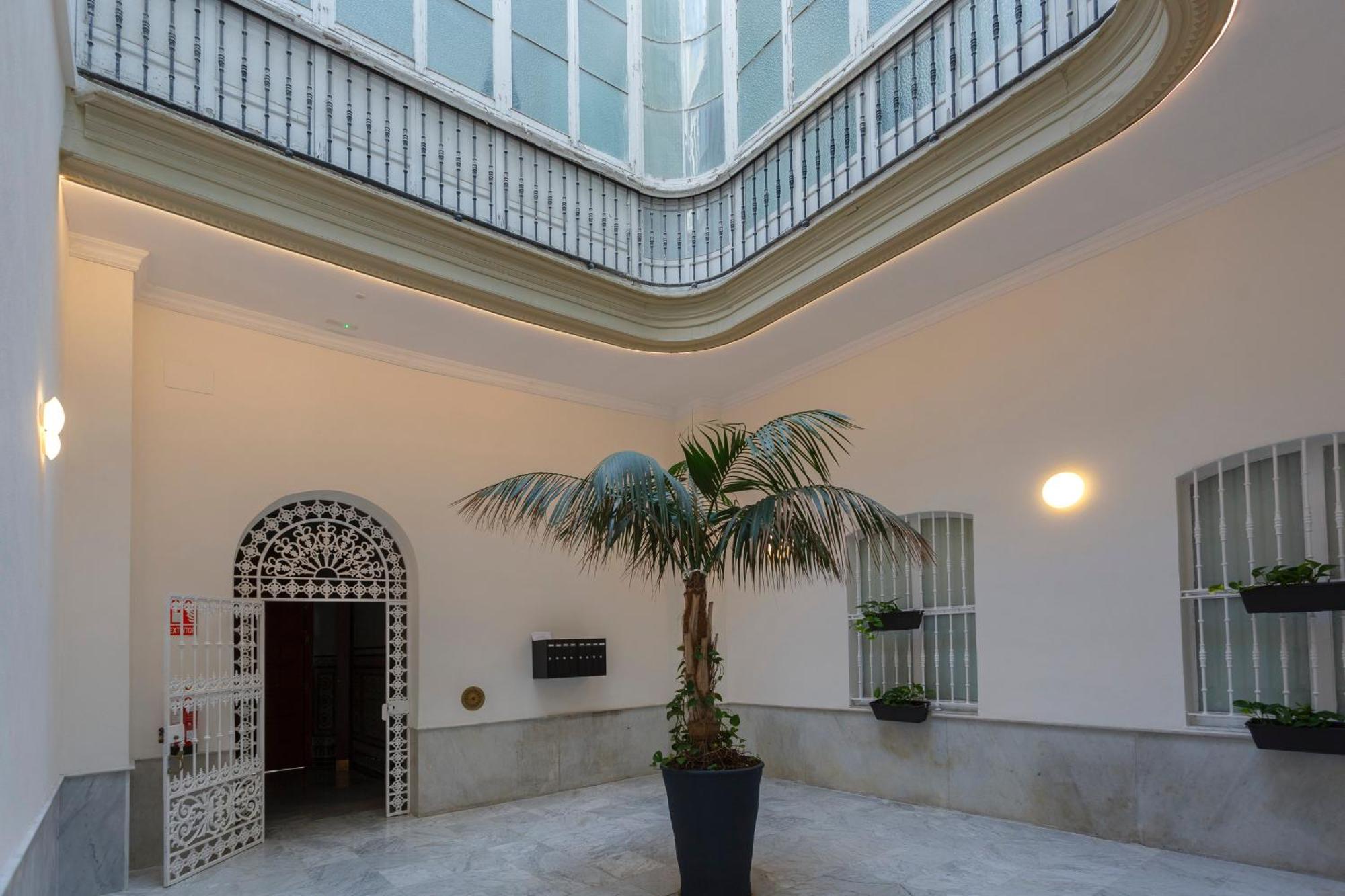 Estudio Brujo By Cadiz4rentals *