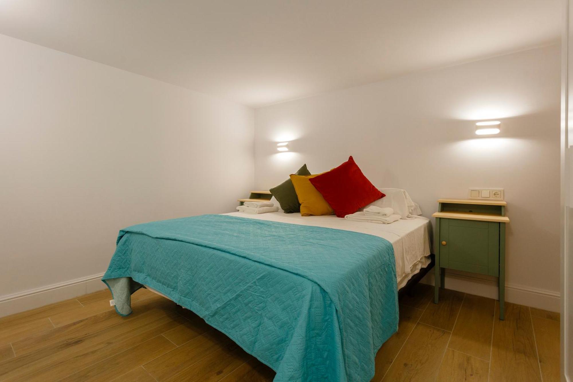 Estudio Brujo By Cadiz4rentals