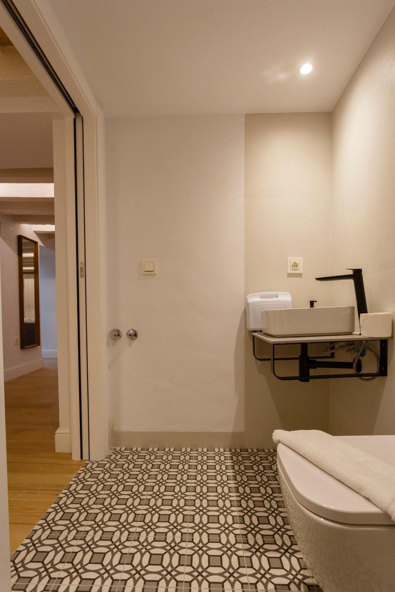 Estudio Brujo By Cadiz4rentals